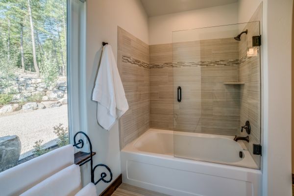 Cost of Tub Conversion Service in Lenexa